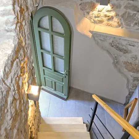 Pyrgos Houses And Restaurant Avgonima Exterior photo
